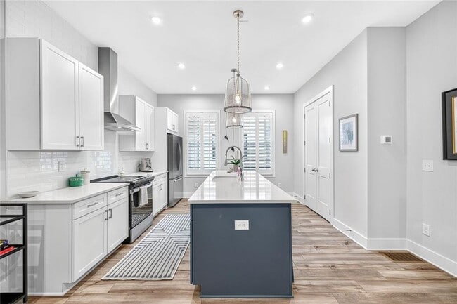 Building Photo - 4465 Dalston Dr