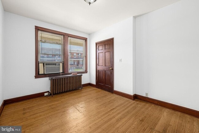 Building Photo - 315 Elrino St