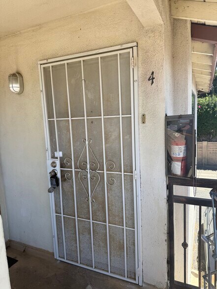 Building Photo - 13582 Arizona St