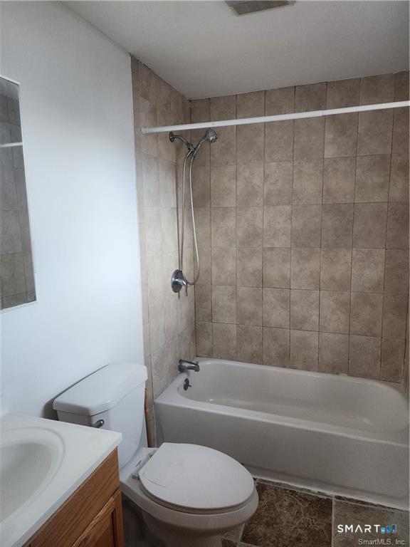 Building Photo - 141 Hicks St