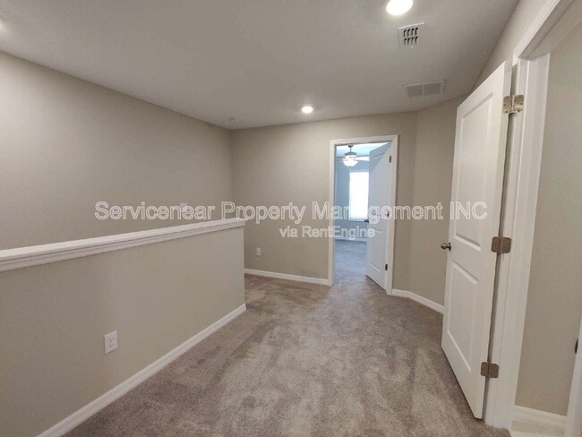 Building Photo - 23251 Willow Glen Way