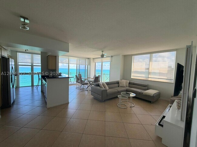 Building Photo - 2080 S Ocean Dr
