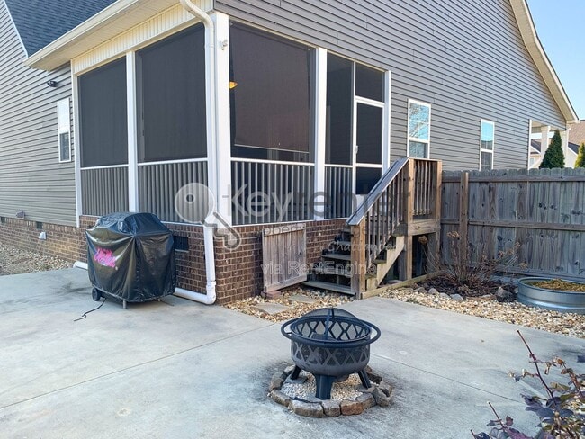 Building Photo - 6160 Tuscany Pl