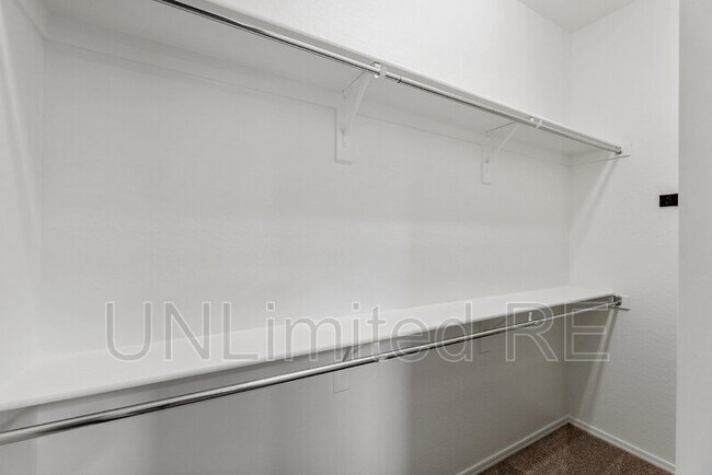 Building Photo - 6041 Livingston Loop