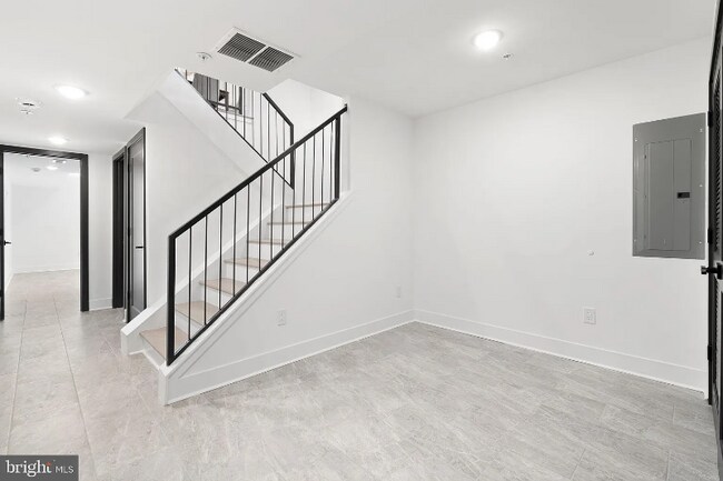 Building Photo - 3036 W Berks St