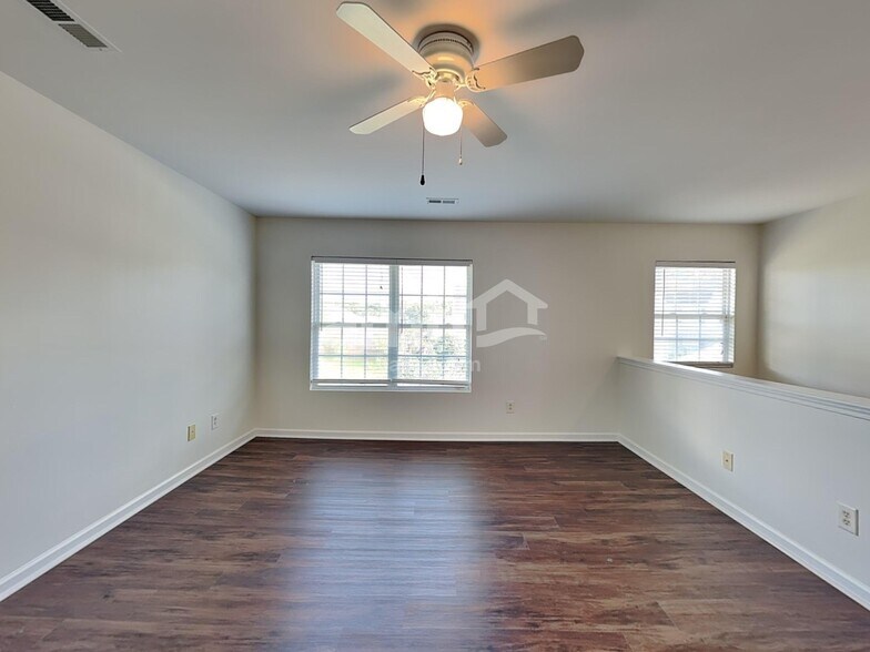Building Photo - 2811 Marville Ct