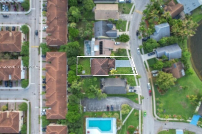 Building Photo - 5040 Willow Pond Rd W