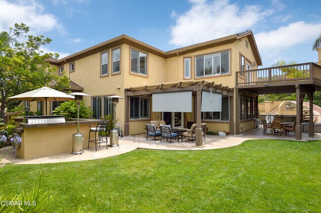 Building Photo - 499 Via Galo