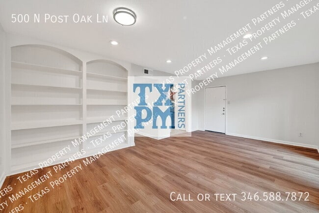 Building Photo - 500 N Post Oak Ln