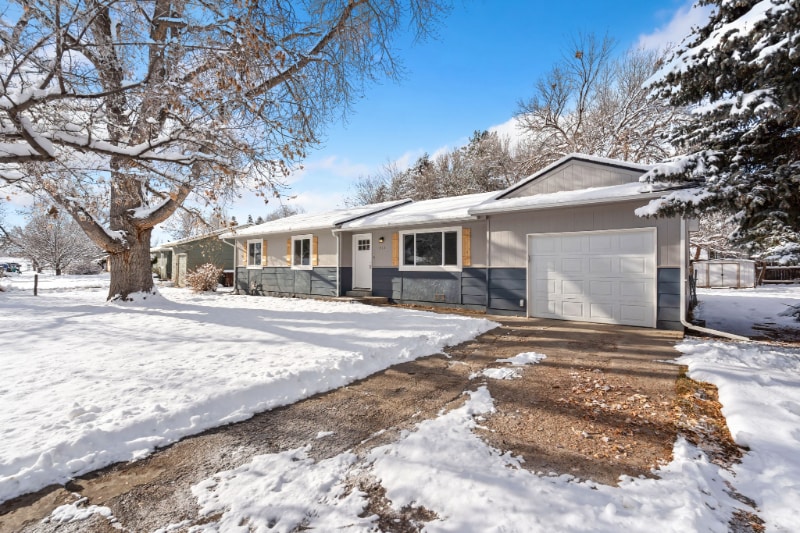 Building Photo - 413 Irish Dr