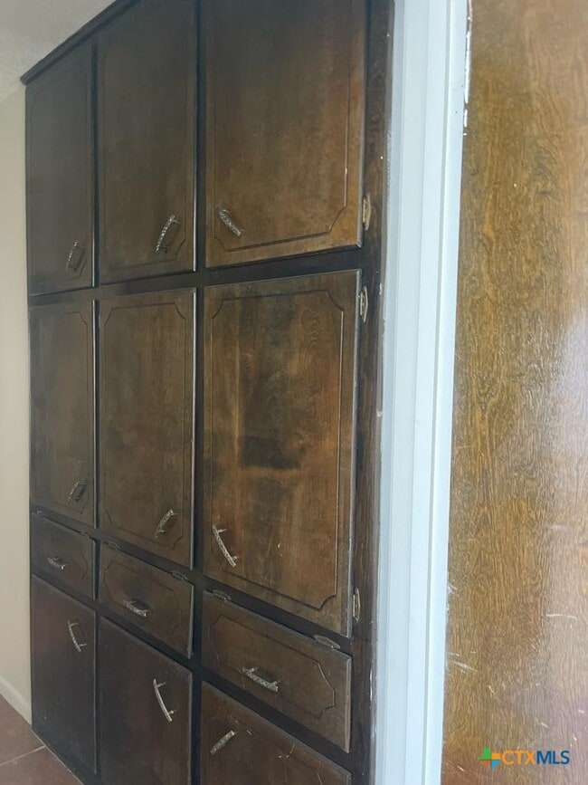 Building Photo - 1818 Janis Dr