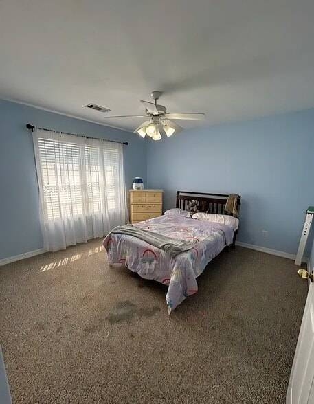 Room 4 - 529 Wooten Cv