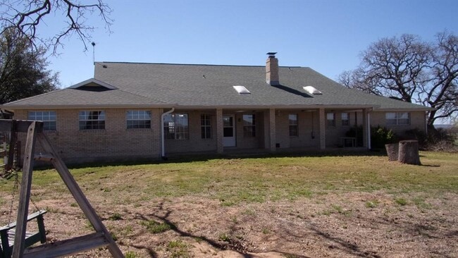 Building Photo - 1802 Goehmann Ln