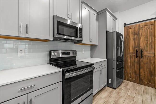 Building Photo - 11409 Rhyme Ave