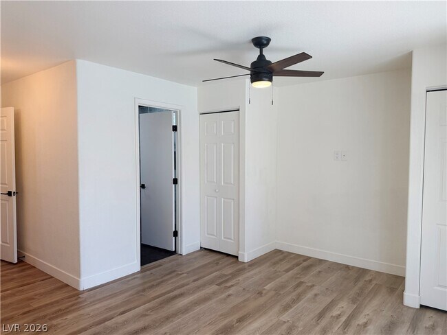 Building Photo - 3989 Briarcrest Ct