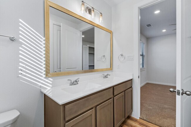 Building Photo - 3235 Loam Ln