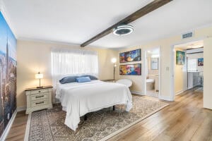 Building Photo - 2020 Lake Osborne Dr