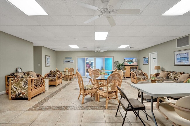 Building Photo - 1541 S Ocean Blvd