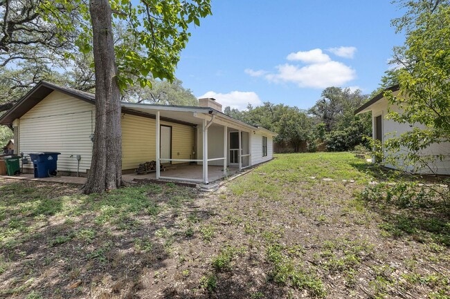 Building Photo - 403 Flournoy Dr