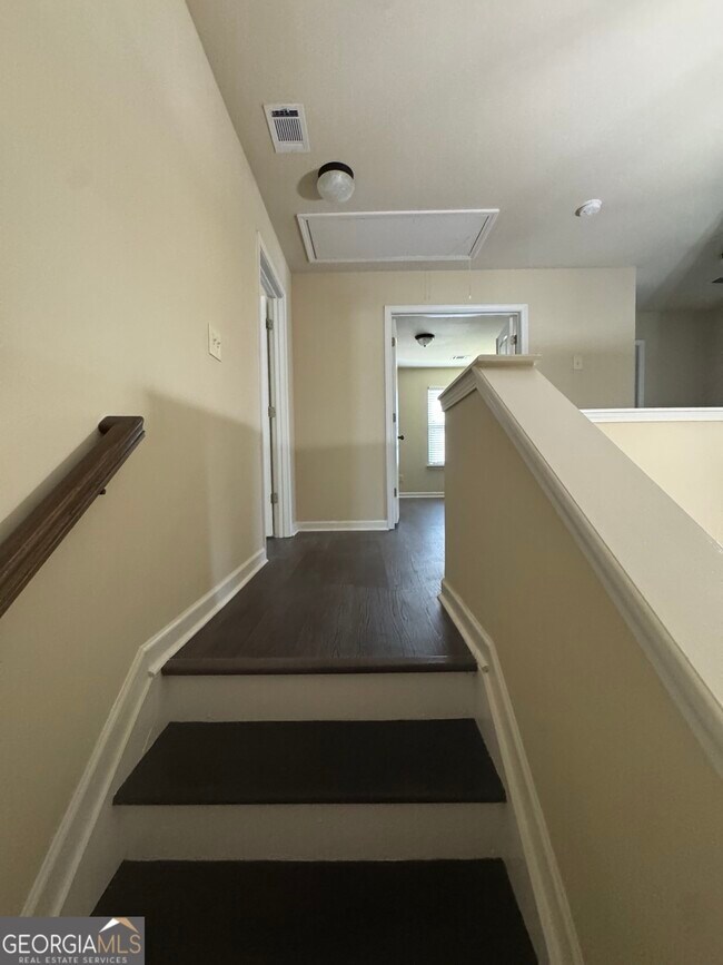 Building Photo - 2275 Morgan Farm Dr