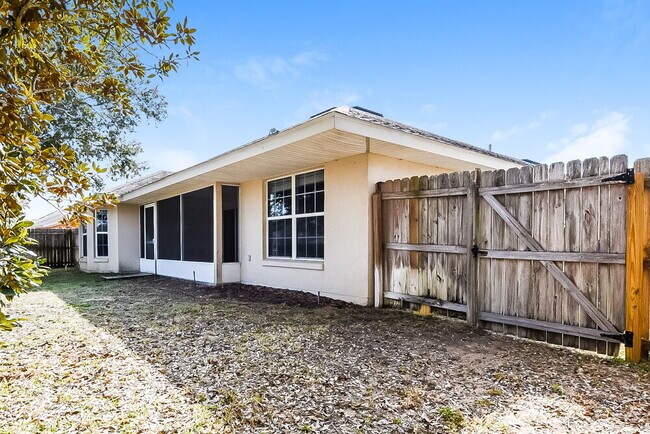 Building Photo - 4461 Treasure Cay Rd