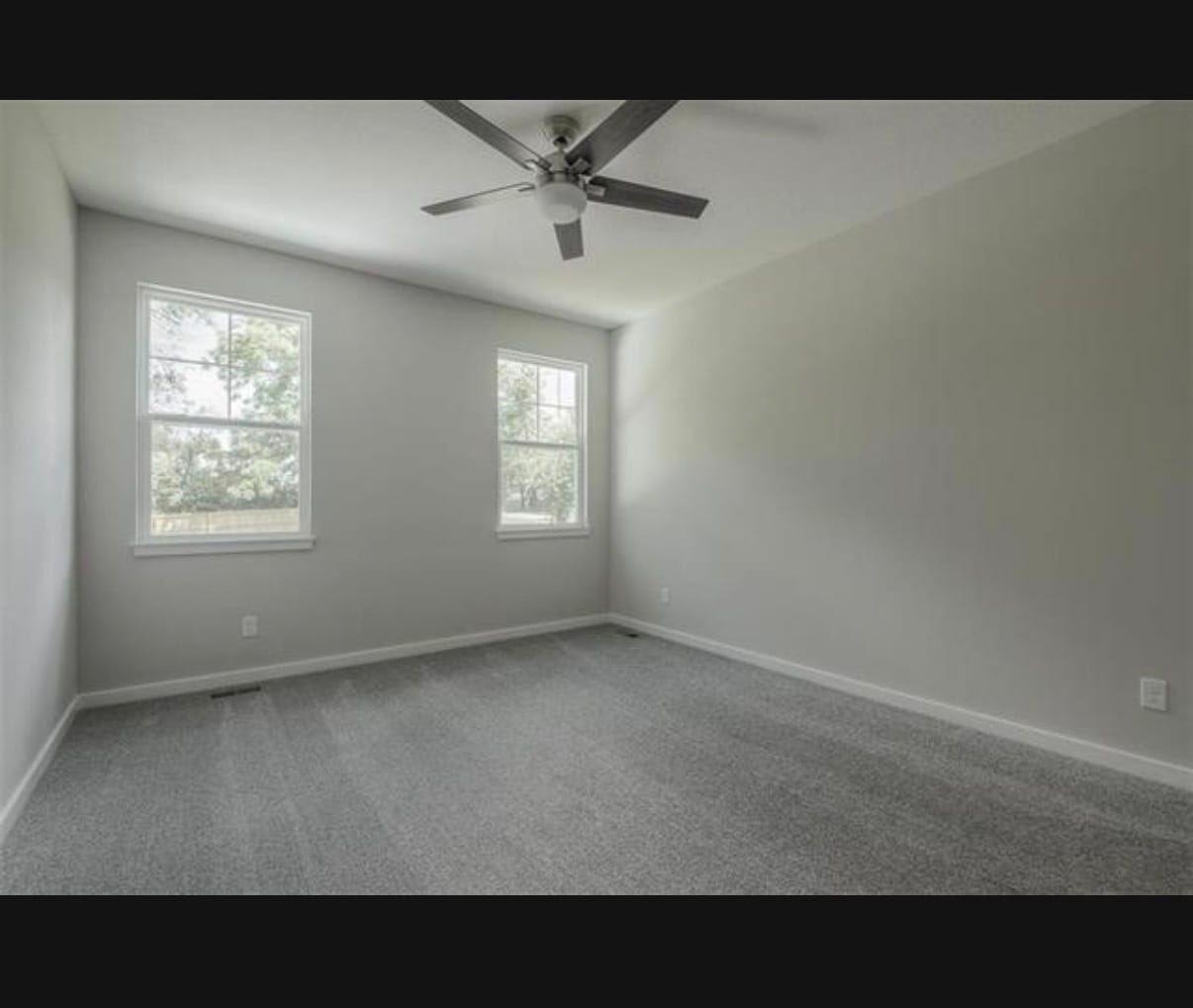 Building Photo - 12906 W 93rd St