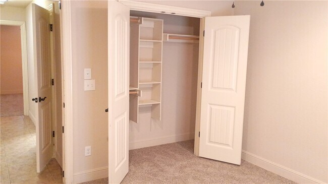 Building Photo - 2703 SW Ledbury Cove