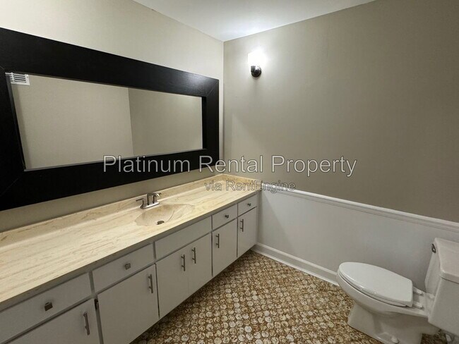 Building Photo - 3953 Sunflower Way NW