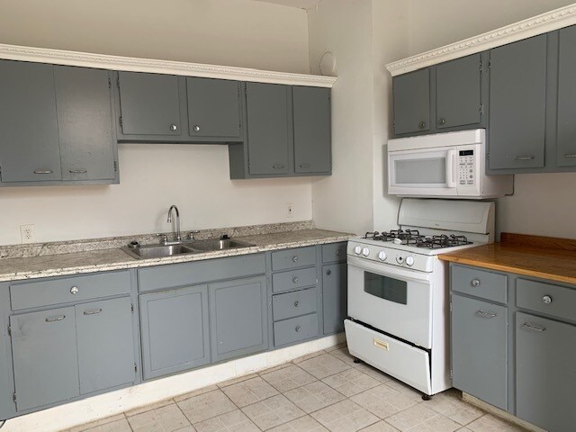 Building Photo - 3042 Gilbert Ave