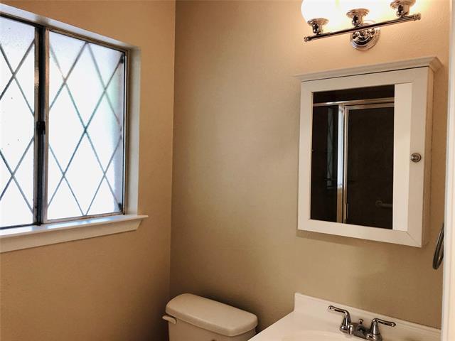 Building Photo - 3701 Halifax Dr