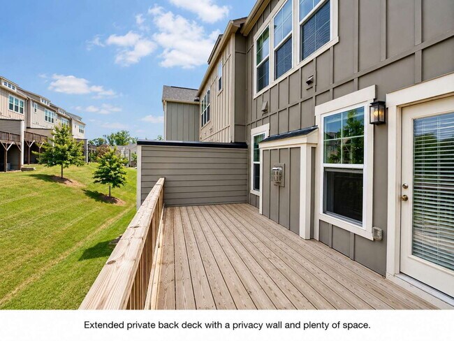 Building Photo - Like-New 3BR/3.5BA End-Unit Townhome in Buford – Near Suwanee Town Center and Mall of Georgia