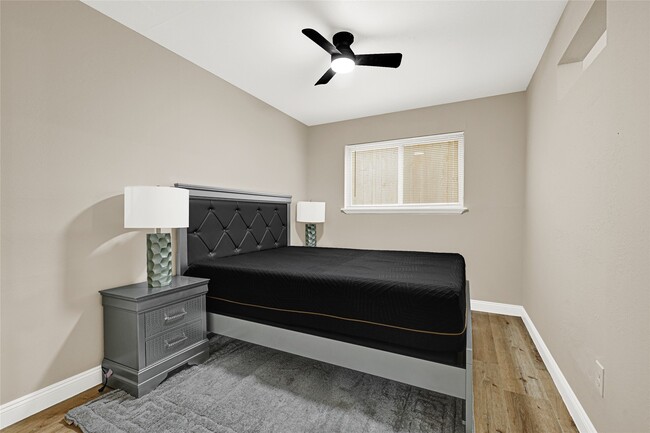 Building Photo - 1603 Welch St