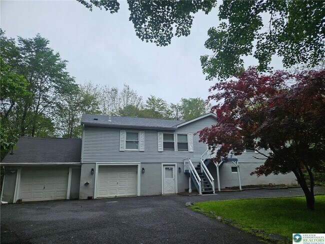 Building Photo - 9733 Cardinal Ln