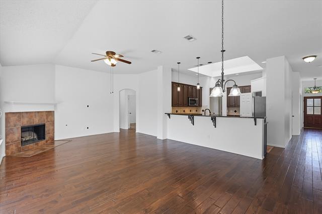 Building Photo - 7628 Waterside Pl