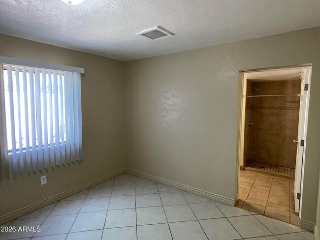 Building Photo - 1701 E Harvard St