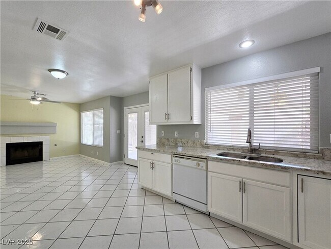 Building Photo - 4613 Fireside Ln