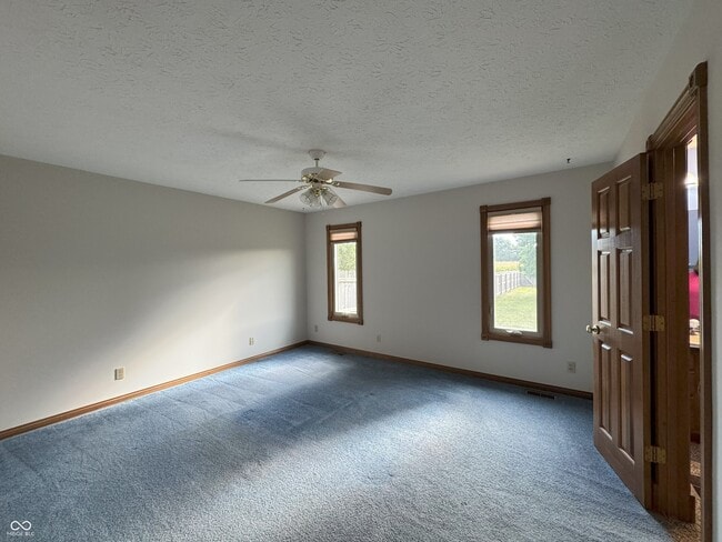 Building Photo - 321 N 300 W