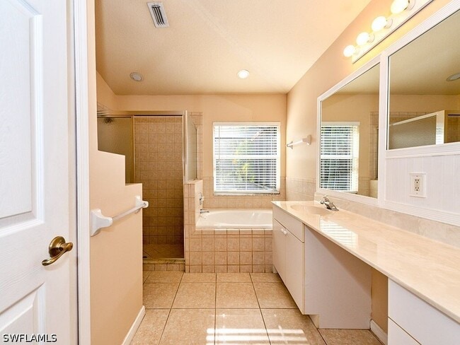 Building Photo - 7117 Timberland Cir
