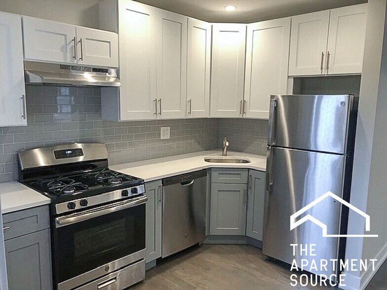 Building Photo - 1932 W Winona St