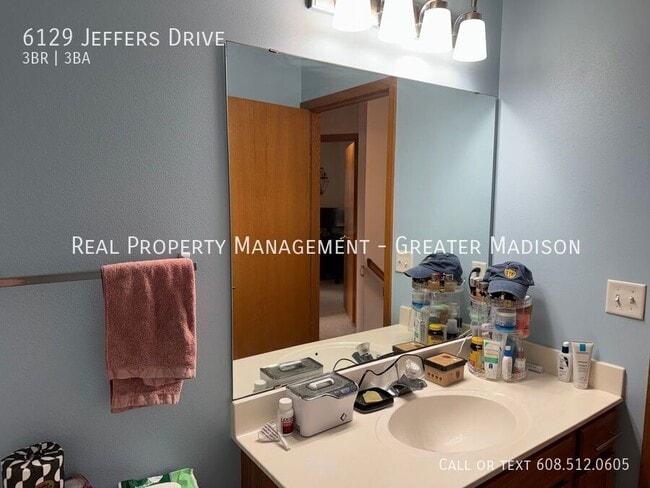 Building Photo - 6129 Jeffers Dr