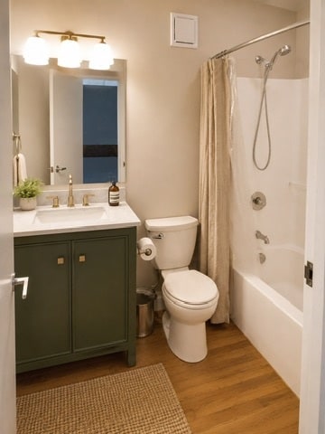 Upgraded Vanity - 920 Poeyfarre St