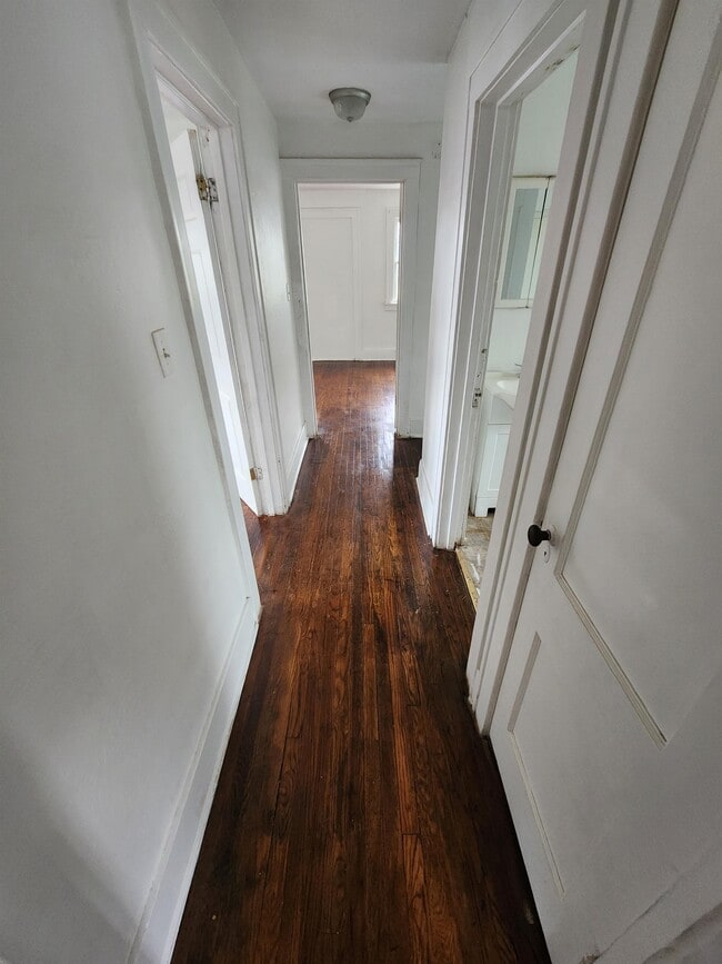 Building Photo - 2530 Bonds Ave