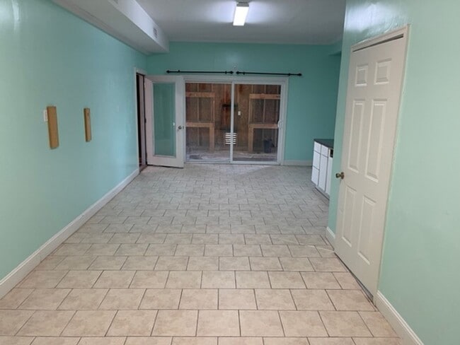 Building Photo - 165 Alligator Bay