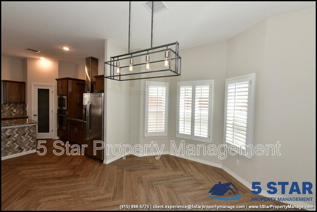 Building Photo - 6933 Copper Town Dr