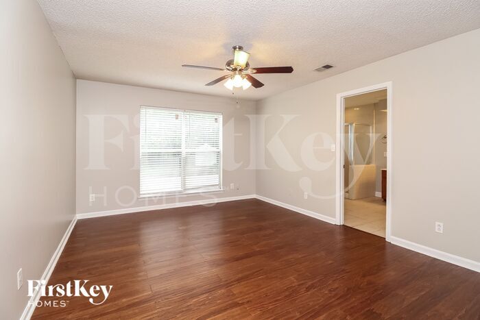 Building Photo - 13224 Greycrest Dr
