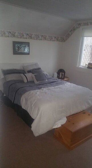 Building Photo - 199 Veazie St