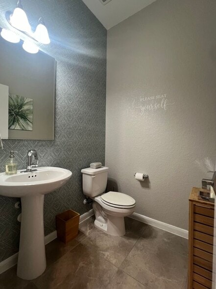 Building Photo - 8224 Limerick Falls