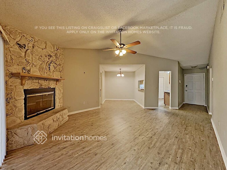 Building Photo - 8096 Kilwinning Ln
