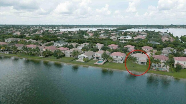 Building Photo - 4537 SW 183rd Ave