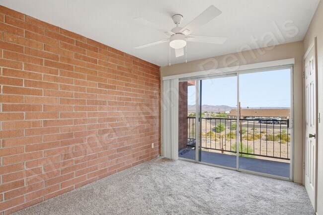 Building Photo - 89 Acoma Blvd N